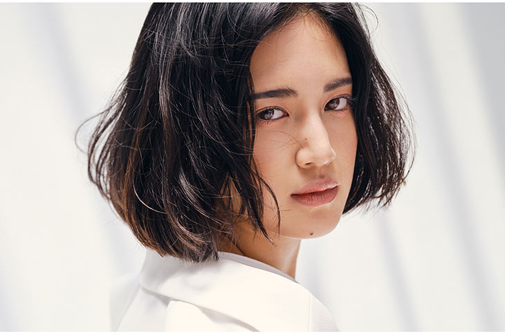 エンジェルアイズワンデートーリックのイメージモデルは藤井夏恋さん
