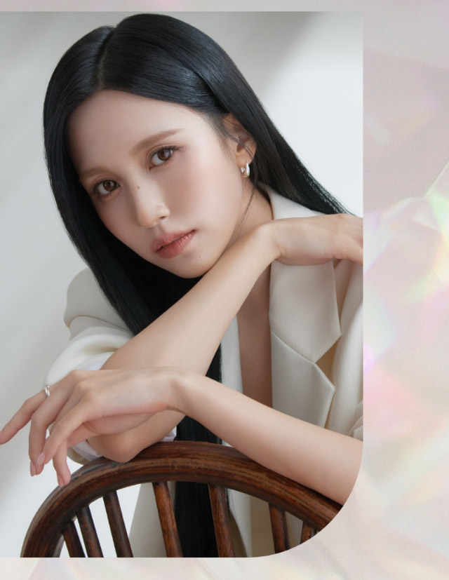 TWICE ミナイメージモデルのワンデーカラコンメビラージュのリュクスグロウシリーズ|女神のような美しさをコンセプトに瞳に艶と色気を纏うワンデーカラコン,TWICE ミナイメージモデルのワンデーカラコン【MEVILAGE(メビラージュ)】1day,10枚入り,DIA14.0mm,BC8.6mm