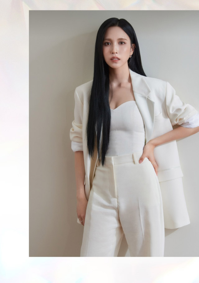 TWICE ミナイメージモデルのワンデーカラコンメビラージュのリュクスグロウシリーズ|女神のような美しさをコンセプトに瞳に艶と色気を纏うワンデーカラコン,TWICE ミナイメージモデルのワンデーカラコン【MEVILAGE(メビラージュ)】1day,10枚入り,DIA14.0mm,BC8.6mm