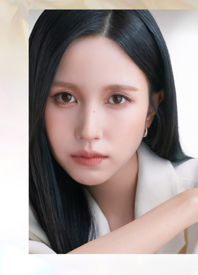 TWICE ミナイメージモデルのマンスリーカラコンメビラージュのリュクスグロウシリーズ|女神のような美しさをコンセプトに瞳に艶と色気を纏うマンスリーカラコン,TWICE ミナイメージモデル【MEVILAGE 1MONTH(メビラージュ ワンマンス)】1month,2枚入り,DIA14.2mm,BC8.6mm