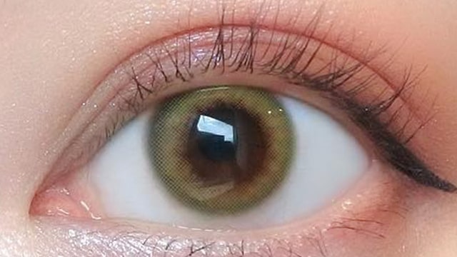 オーレンズ スカンディワンデー オリーブの装用画像