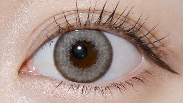 クルーム マカダミア 装用画像