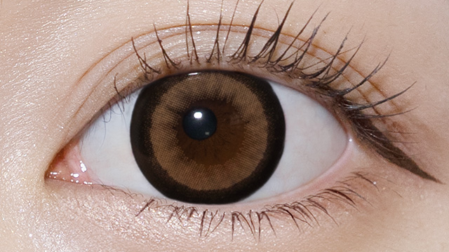 ラヴェール ハニートリックの装用画像