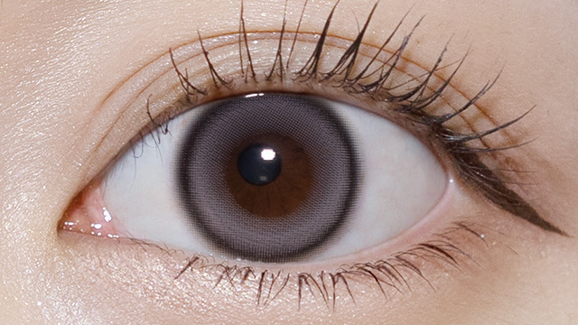 リルミィ ミスティパフの装用画像