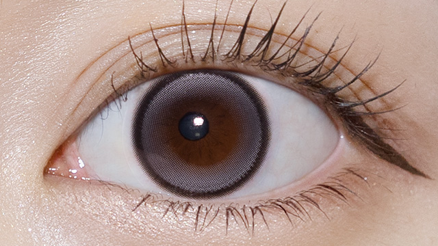 オーレンズ グローイティアワンデー グレー 装用画像