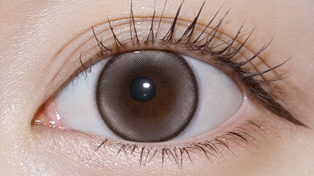 マランマラン ヘイジーベージュ 装用画像