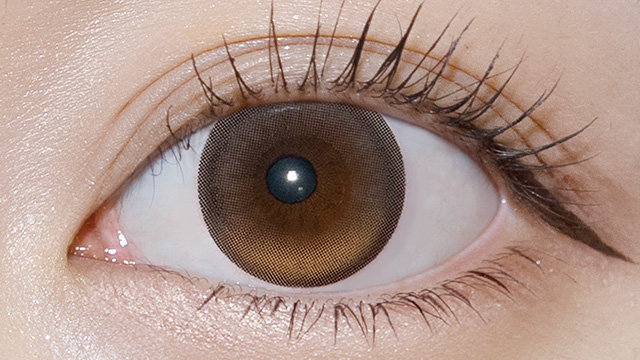 ラディリス ロイヤルグローの装用画像