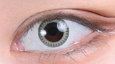 シャープクラウド 装用画像