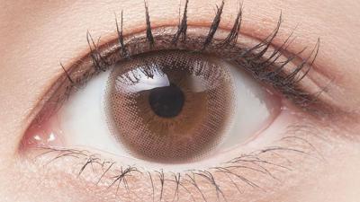 ピーチブラウン 装用画像