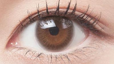 ティアーブラウン 装用画像