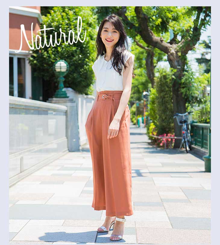 ブルーム新登場‼かわいいを卒業した大人女子が求めるのは❝こなれ感❞|全身イメージ写真