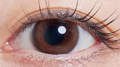 ピンクブラウン 装用画像