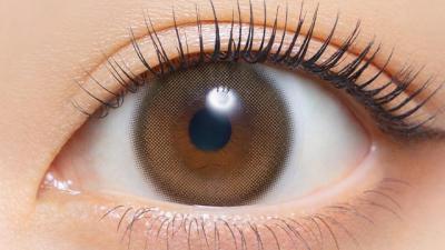 ムーンブラウン 装用画像