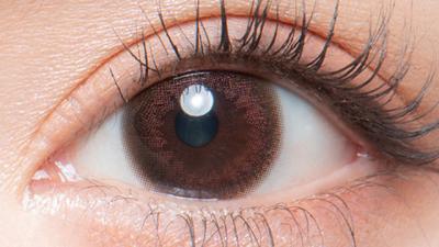 エアリーブラウン 装用画像