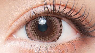 ハーフシルキーブラウン 装用画像