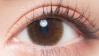 ナチュラルブラウン 装用画像