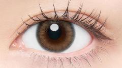 チューズミー トーリック(乱視用) ピュアベール【CYL:-0.75】 菅本裕子(ゆうこす) 装用画像