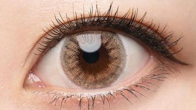 アシッドヘーゼル 装用画像