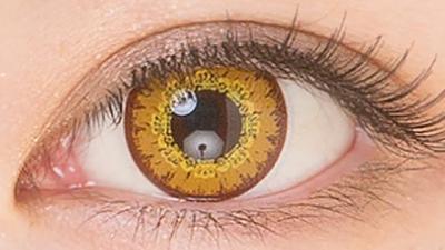 キャラメルゴールド 装用画像