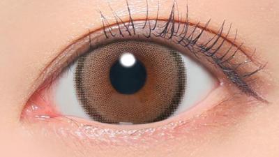 ラテベージュ 装用画像