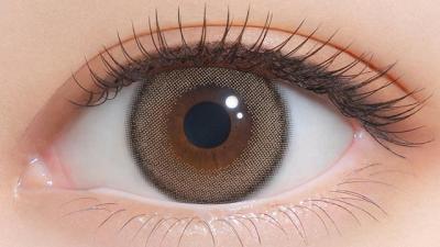 ブリュレブラウン 装用画像