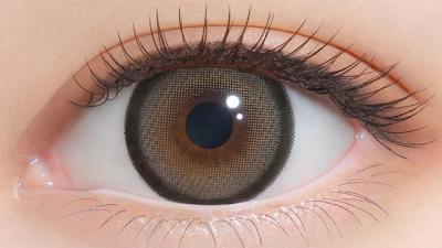 スモアリングブラウン 装用画像