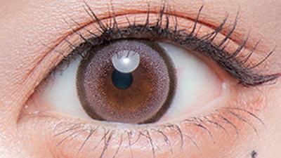 リングピンクブラウン(もっと愛されうさぎ) 装用画像