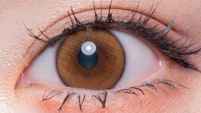 ワッフルチェックブラウン 装用画像