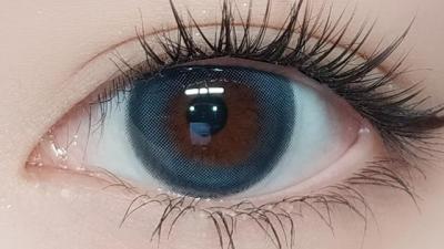 マジックアジュール 装用画像