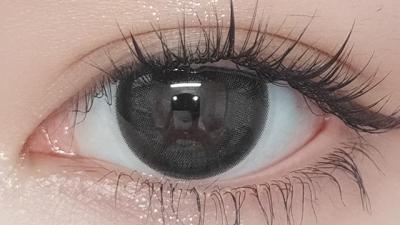 マジックブラック 装用画像