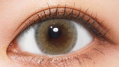 ヴァージナルアッシュ 装用画像