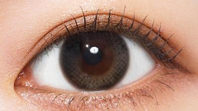 ナイトニュイ 装用画像