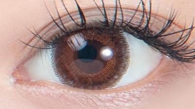 スリートーンヘーゼル 装用画像