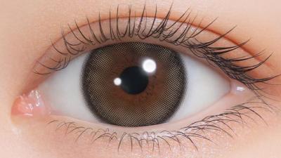 ジェムグレージュ 装用画像