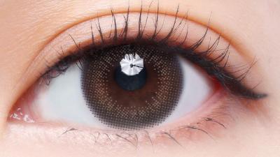 オスカーグレー 装用画像