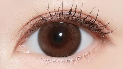 ミルキーベージュ 装用画像