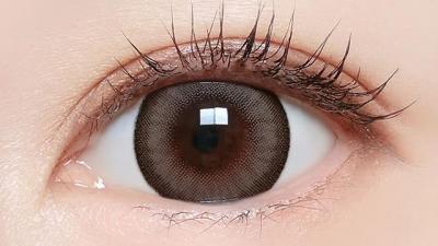 モーヴグレージュ 装用画像