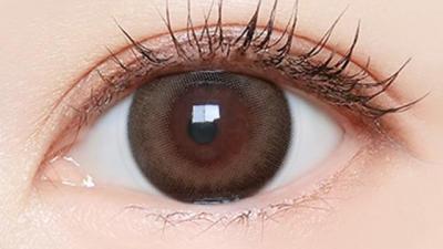 ミスティークブラウン 装用画像