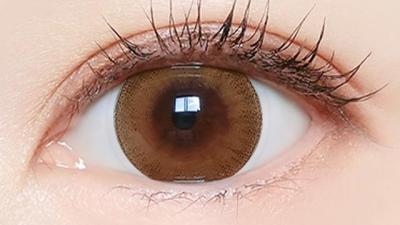 ミスブラウン 装用画像