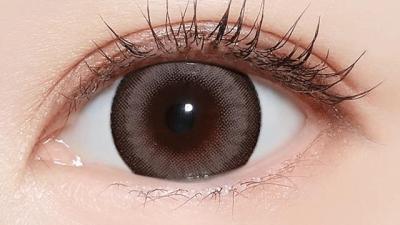 モーヴグレージュ 装用画像