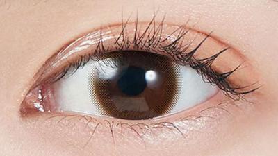 ティントブラウン 装用画像