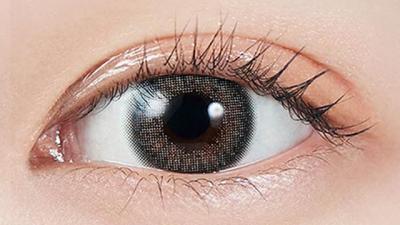 ミラーグレー 装用画像