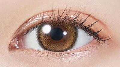 トゥインクルブラウン 装用画像