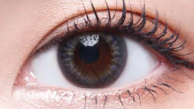 ミルキーシルバー 装用画像