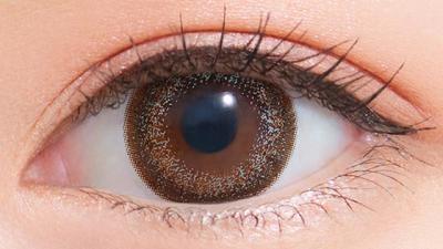 シエルグレージュ 装用画像