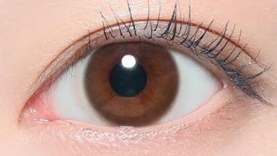 ソフトブラウン 装用画像