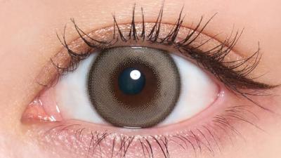 リュヌベージュ 装用画像