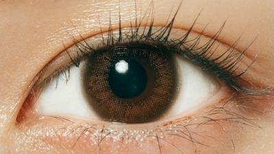 シェリブラウン 装用画像