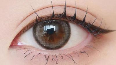 セピアブラウン 装用画像