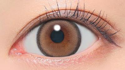 ラテベージュ 装用画像